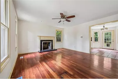 520 E Ohio Avenue, Southern Pines, NC 28387 - Photo 6