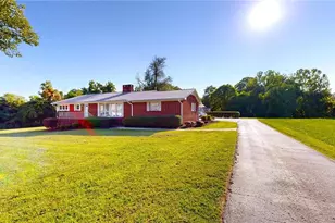 5386 Braxton Craven Rd, Trinity, NC 27370 - Photo 2