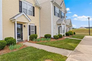 3848 Hickswood Creek Dr, High Point, NC 27265 - Photo 4