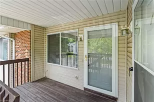 110 Westbrook Ct, Archdale, NC 27263 - Photo 2