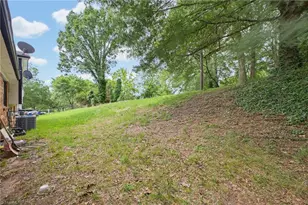 1320 Underwood Ave, Winston-Salem, NC 27105 - Photo 28