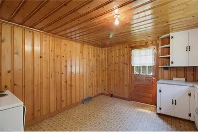 5650 Waller Road, Pfafftown, NC 27040 - Photo 8