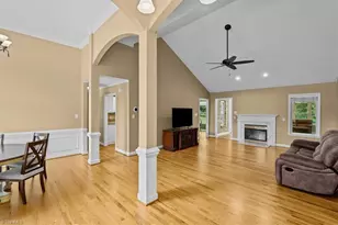 592 Carson Ridge Dr, Oak Ridge, NC 27310 - Photo 4
