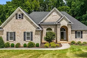 592 Carson Ridge Dr, Oak Ridge, NC 27310 - Photo 1