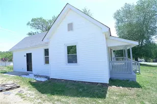 221 Duke St, Cooleemee, NC 27014 - Photo 26