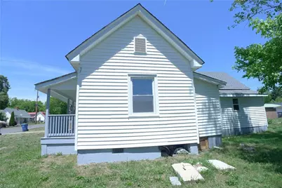 221 Duke Street, Cooleemee, NC 27014 - Photo 22