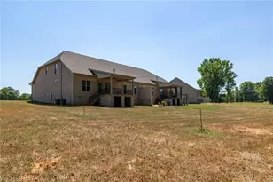 7016 Westfield Vlg Cir, Summerfield, NC 27358 - Photo 24