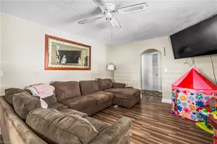 2427 N Patterson Ave, Winston-Salem, NC 27105 - Photo 6