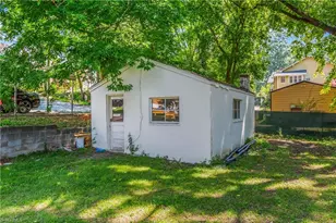 2427 N Patterson Ave, Winston-Salem, NC 27105 - Photo 22