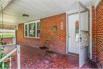 2427 N Patterson Avenue, Winston-Salem, NC 27105 - Photo 4