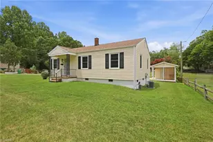 2010 Edgewood Dr, High Point, NC 27262 - Photo 24