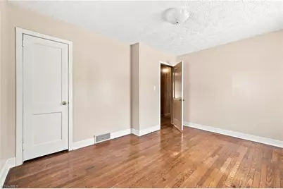 2010 Edgewood Drive, High Point, NC 27262 - Photo 20