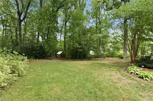 1501 Westridge Rd, Greensboro, NC 27410 - Photo 40