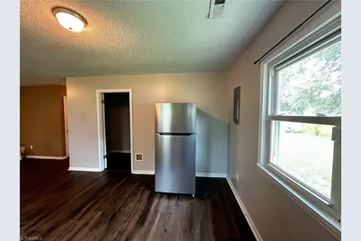 401 Martin Luther King Drive, Thomasville, NC 27360 - Photo 6