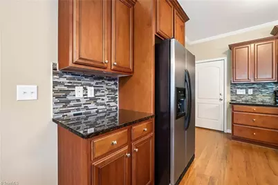 3033 Cameron Village Court, Winston-Salem, NC 27103 - Photo 30