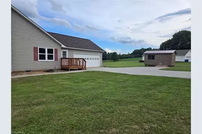 138 Boxwood Church Road, Mocksville, NC 27028 - Photo 2