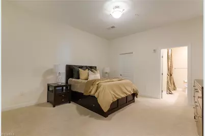 201 N Elm Street #507, Greensboro, NC 27401 - Photo 16