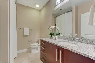 201 N Elm St, Greensboro, NC 27401 - Photo 24