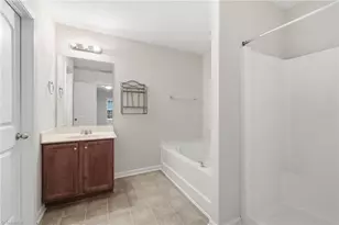 1475 Worchester St, Kernersville, NC 27284 - Photo 24