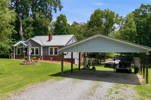 371 Conrad Dr, Thomasville, NC 27360 - Photo 6