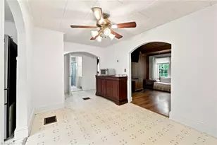 371 Conrad Dr, Thomasville, NC 27360 - Photo 10