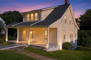 911 I St, North Wilkesboro, NC 28659 - Photo 1