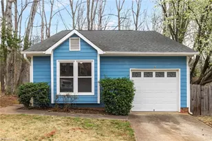 9 Dunnberry Ct, Greensboro, NC 27455 - Photo 2