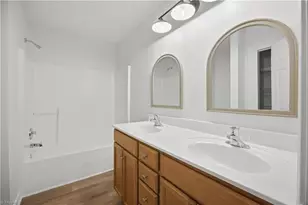 467 Bedford Knoll Dr, Winston-Salem, NC 27107 - Photo 6