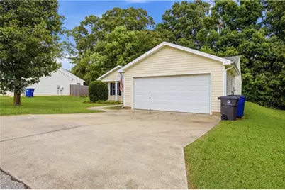 467 Bedford Knoll Drive, Winston-Salem, NC 27107 - Photo 38