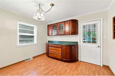 719 Greenwood Drive, Burlington, NC 27217 - Photo 10