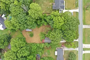 719 Greenwood Dr, Burlington, NC 27217 - Photo 46