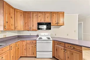 719 Greenwood Dr, Burlington, NC 27217 - Photo 10