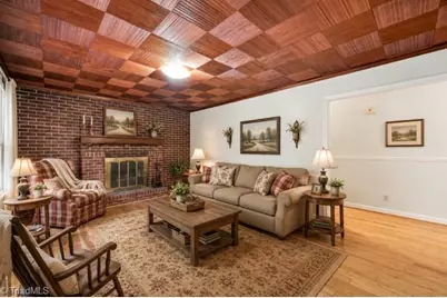 719 Greenwood Drive, Burlington, NC 27217 - Photo 2