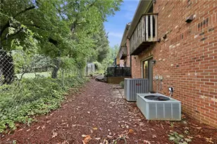 203 Olde Vineyard Ct, Winston-Salem, NC 27104 - Photo 34