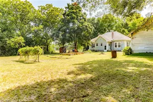 533 Fayetteville St, Liberty, NC 27298 - Photo 24