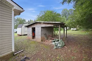 300 Brewer Rd, Mayodan, NC 27027 - Photo 34