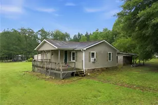 300 Brewer Rd, Mayodan, NC 27027 - Photo 2