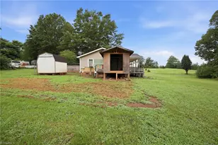 300 Brewer Rd, Mayodan, NC 27027 - Photo 26
