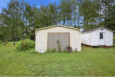 300 Brewer Road, Mayodan, NC 27027 - Photo 28