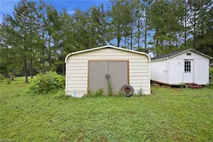 300 Brewer Rd, Mayodan, NC 27027 - Photo 28