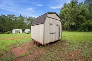 300 Brewer Rd, Mayodan, NC 27027 - Photo 32