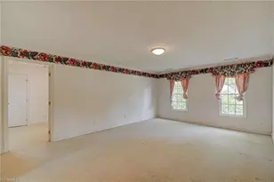 524 Cherbourg Ave, Winston-Salem, NC 27103 - Photo 22