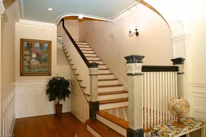 817 N Elm Street #F, Greensboro, NC 27401 - Photo 2