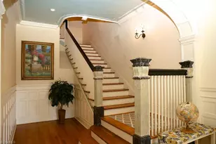 817 N Elm St, Greensboro, NC 27401 - Photo 2