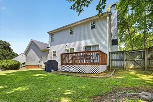 5805 Edgebrook Ct, Jamestown, NC 27282 - Photo 20
