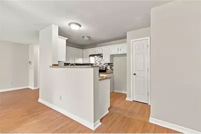 3638 Morris Farm Drive #2C, Greensboro, NC 27409 - Photo 10