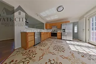 301 Cloverdale Dr, Archdale, NC 27263 - Photo 2