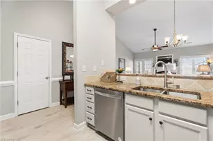 304 Pelican Ln, Clemmons, NC 27012 - Photo 6