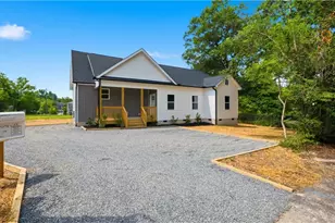 400 Crater St, Burlington, NC 27217 - Photo 1