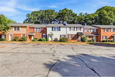 2902 Saint Marks Road #E, Winston-Salem, NC 27103 - Photo 2